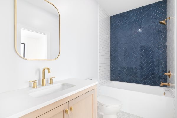 Bath Tile Reglazing Service